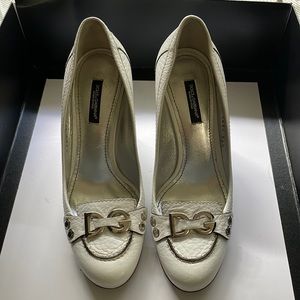 Dolce & Gabbana White Wedges